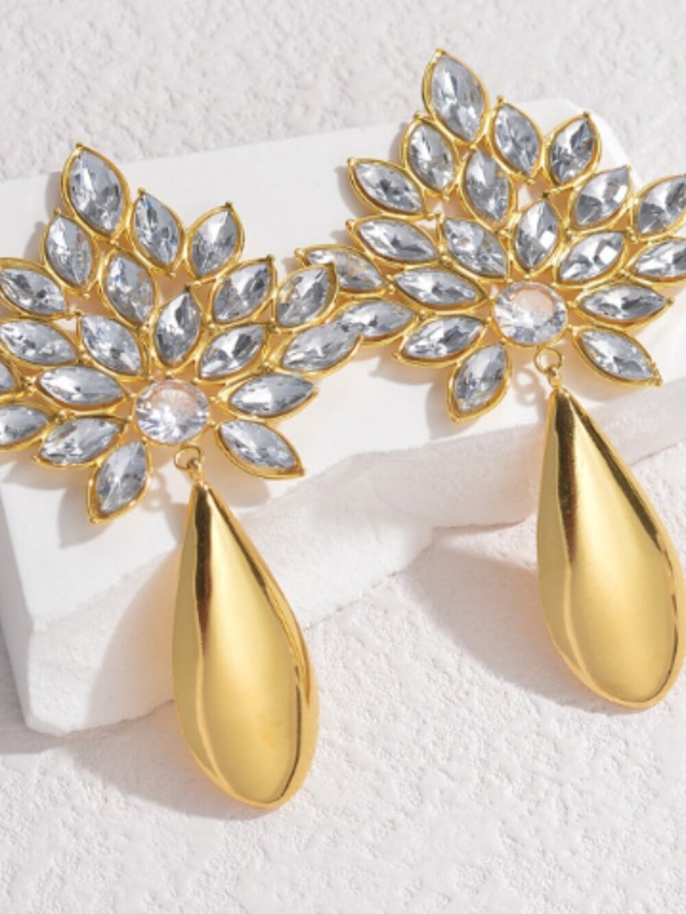 Vintage Gold Rhinestone Floral Teardrop Dangle Earrings